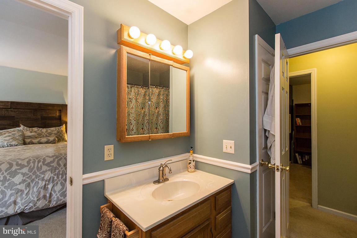 1948 Wilderness Road Lancaster, PA 17603 - Photo 18 of 39 Gallery Image 18