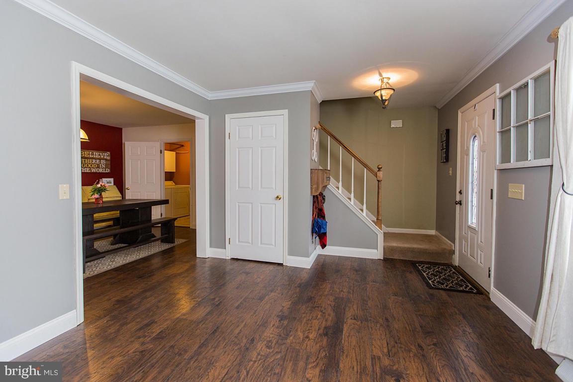 1948 Wilderness Road Lancaster, PA 17603 - Photo 5 of 39 Gallery Image 5