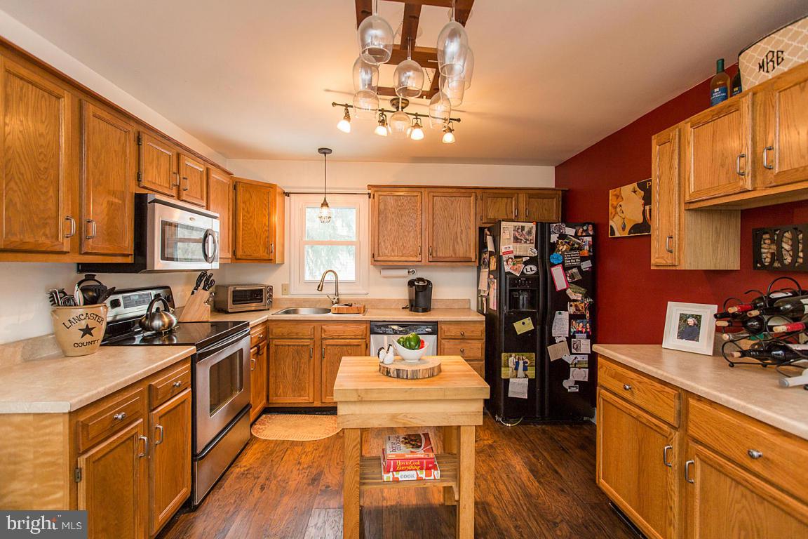 1948 Wilderness Road Lancaster, PA 17603 - Photo 7 of 39 Gallery Image 7