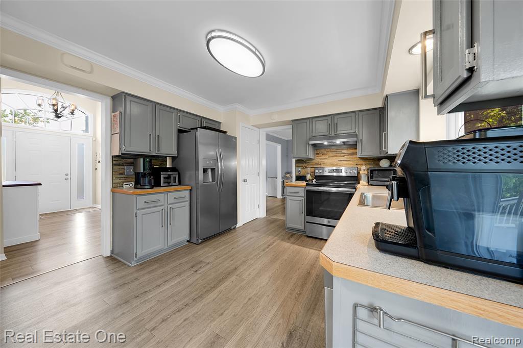 1271 Arms Court Rochester Hills, MI 48307 - Photo 14 of 71
