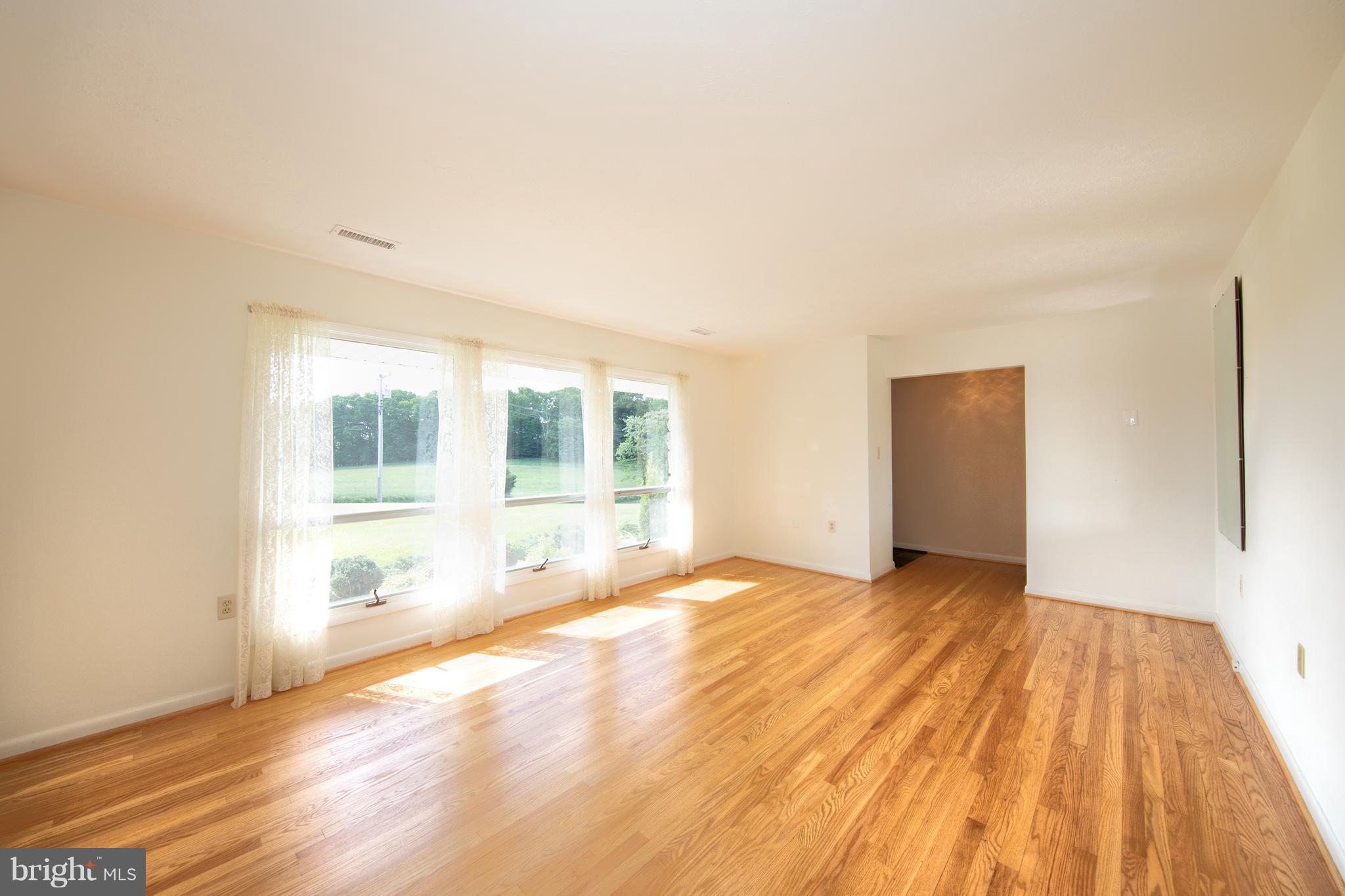 4714 Fawn Grove Road Pylesville, MD 21132 - Photo 3 of 30 Living Room