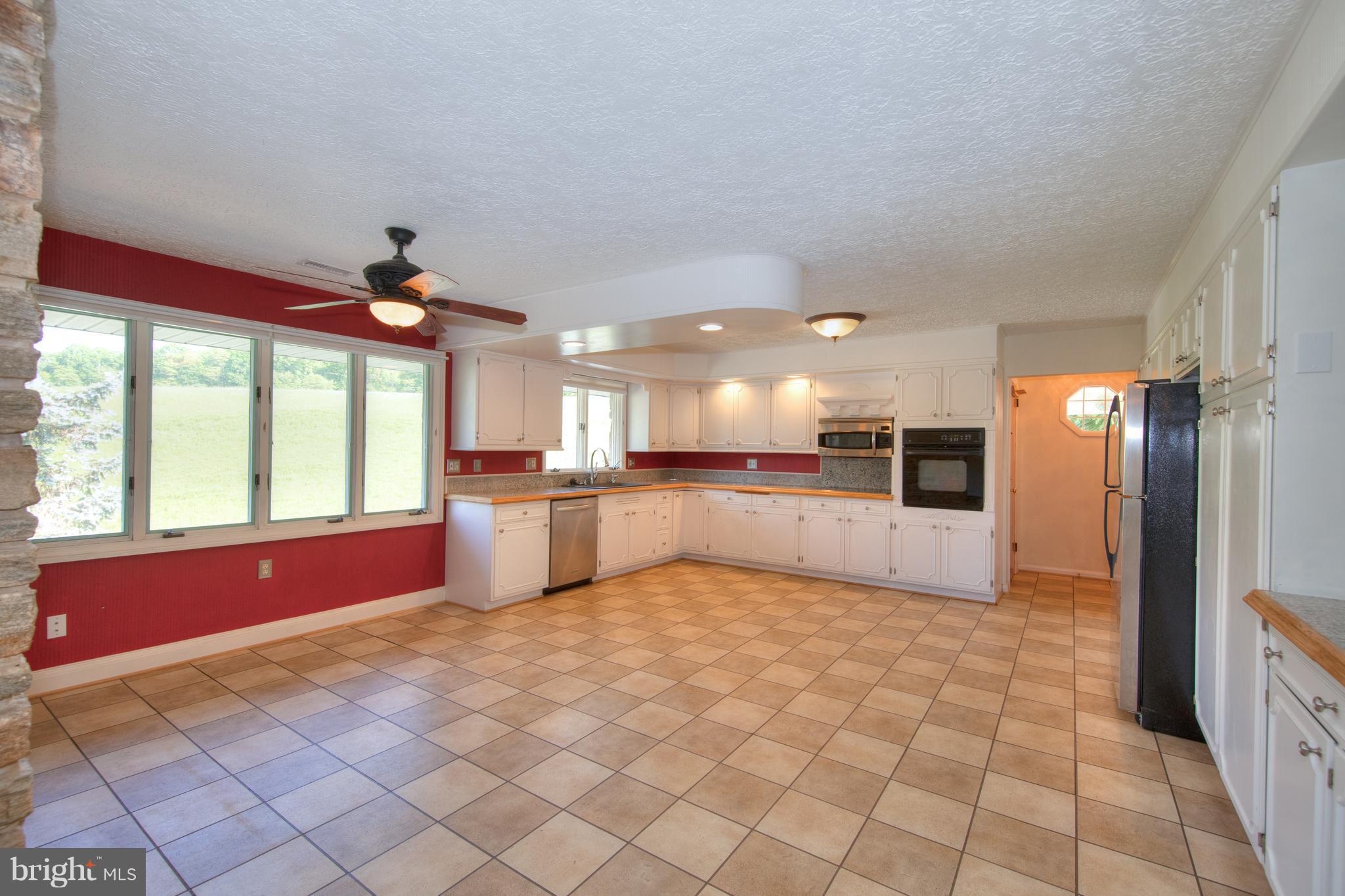 4714 Fawn Grove Road Pylesville, MD 21132 - Photo 4 of 30 Kitchen