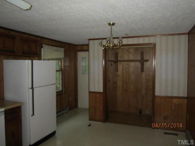 24 Gates Street Roxboro, NC 27573 - Photo 6 of 12