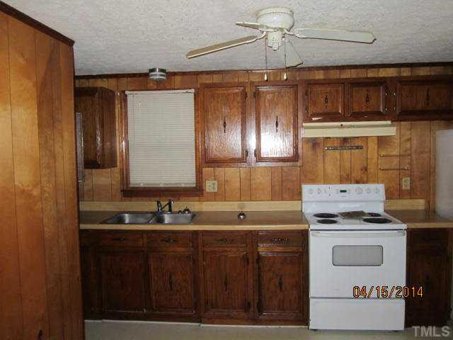 24 Gates Street Roxboro, NC 27573 - Photo 7 of 12