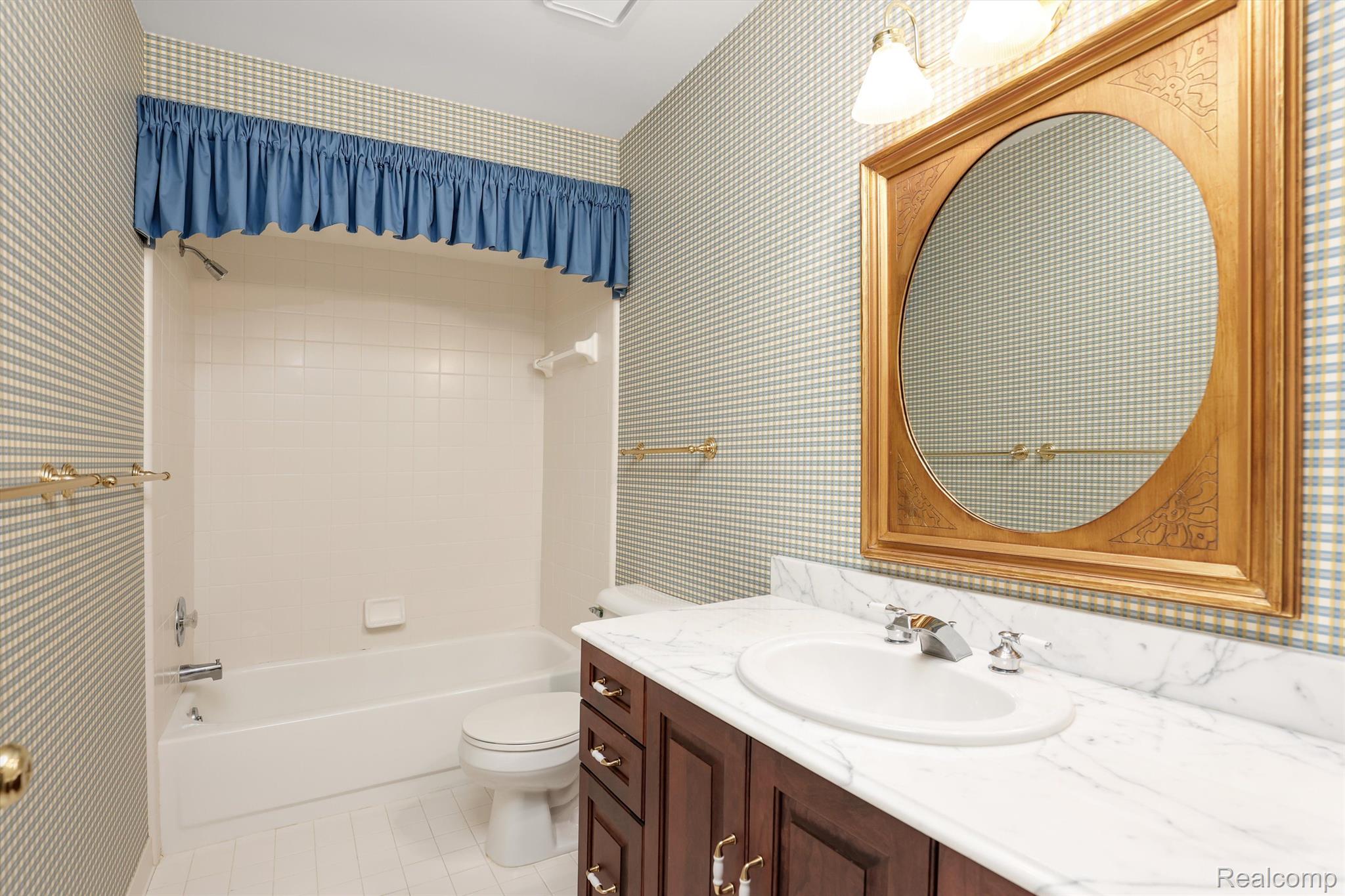 5889 Dawn Ridge Drive Troy, MI 48098 - Photo 27 of 41 Gallery Image 27