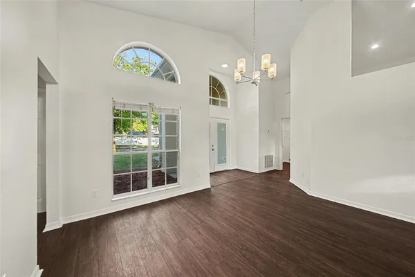 $344,900 | 321 Sterling Lake Drive, Ocoee, FL 34761