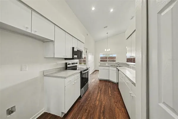 $344,900 | 321 Sterling Lake Drive, Ocoee, FL 34761