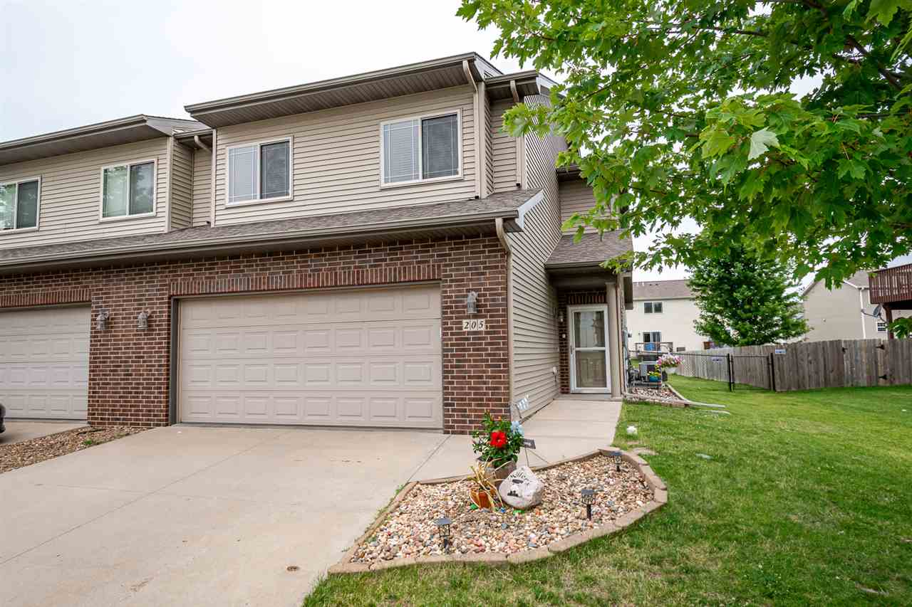 205 South Park Ridge Road North Liberty, IA 52317 - Photo 2 of 24 Gallery Image 2