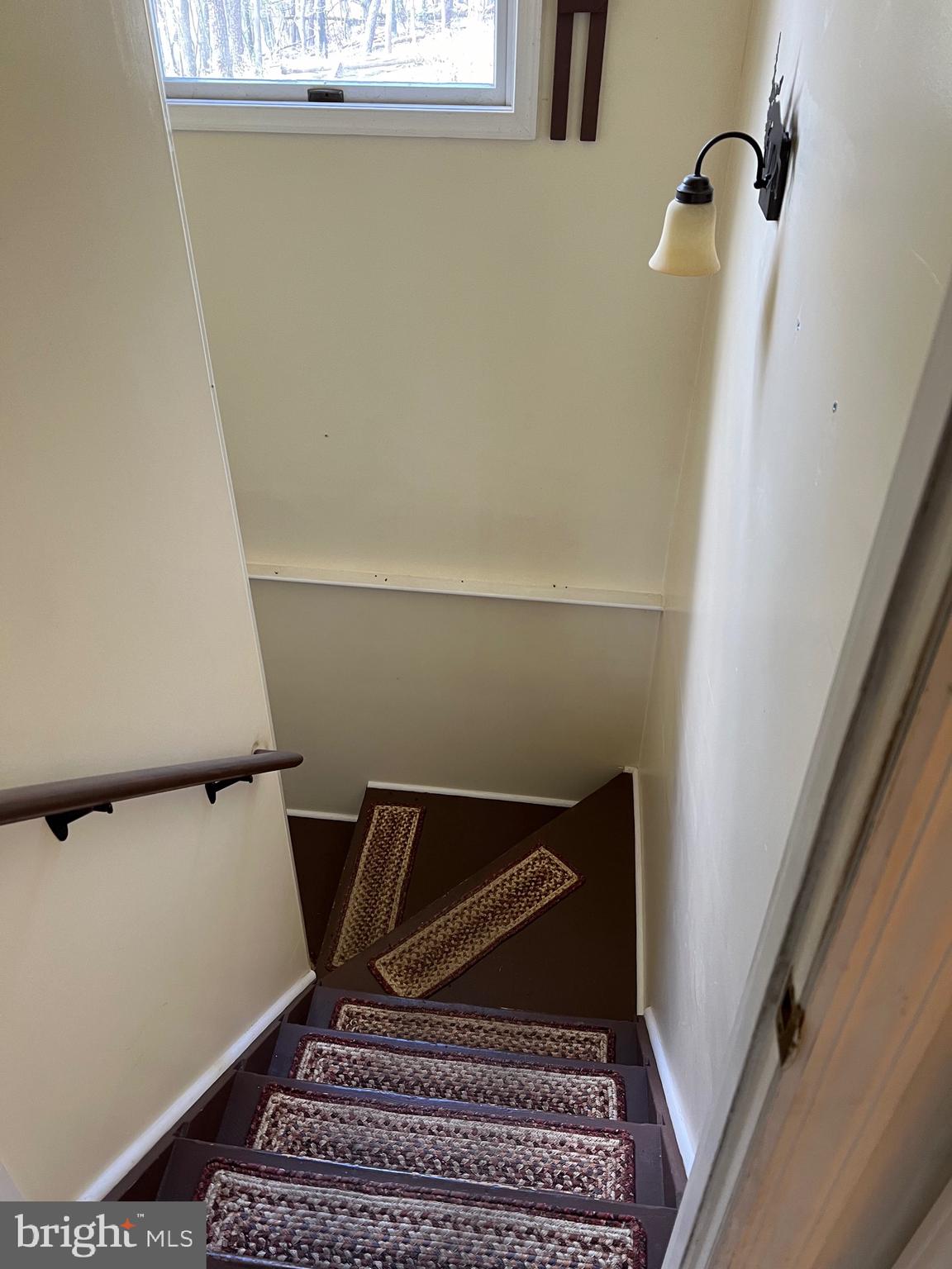 17702 Maniford Road Southeast Oldtown, MD 21555 - Photo 22 of 46 a view of entryway
