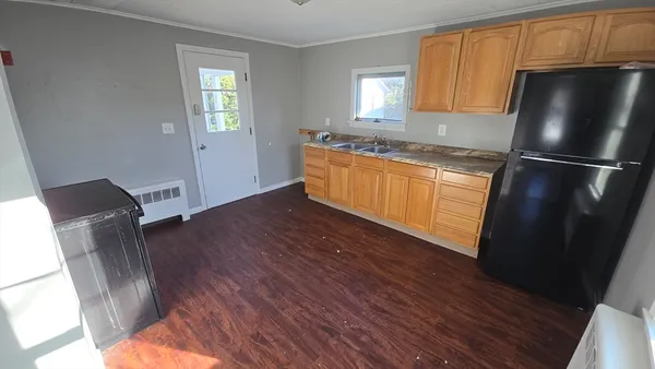 $1,800 | 5 East Street, Unit 1, Ware, MA 01082