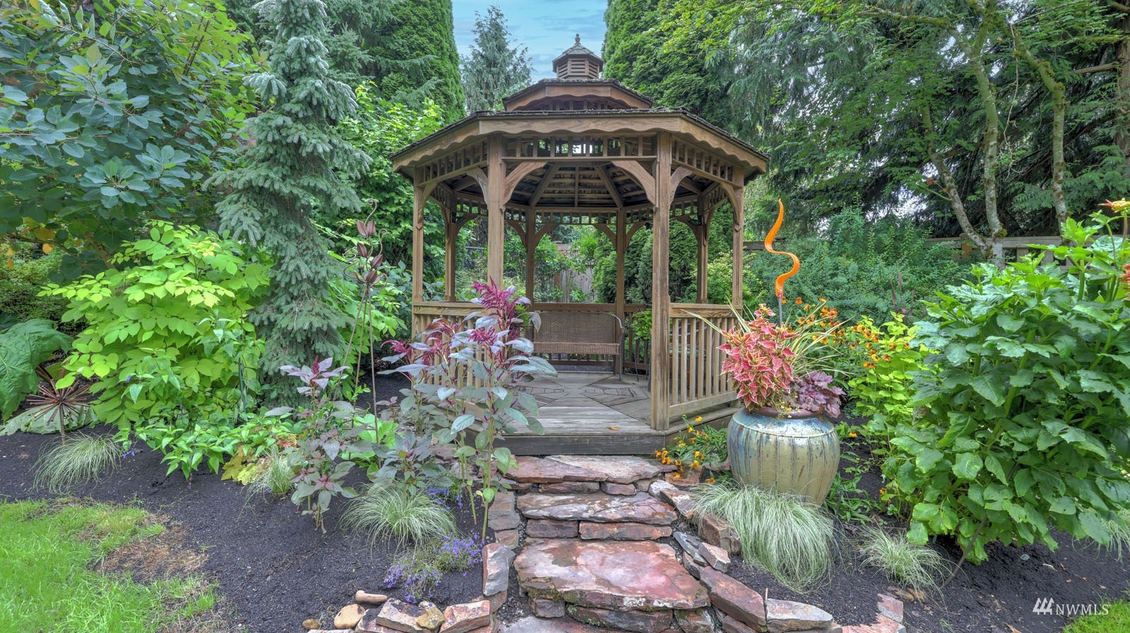 21700 Vine Road Brier, WA 98036 - Photo 34 of 37 Gallery Image 34
