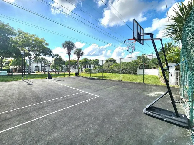 $1,650 | 5672 Rock Island Road, Unit 251, Tamarac, FL 33319