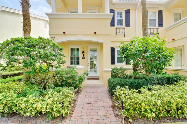 $747,500 | 151 Rivinia Drive, Jupiter, FL 33458