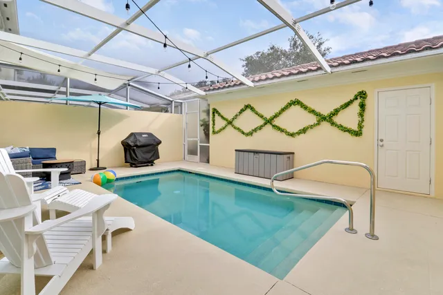 $725,000 | 151 Rivinia Drive, Jupiter, FL 33458