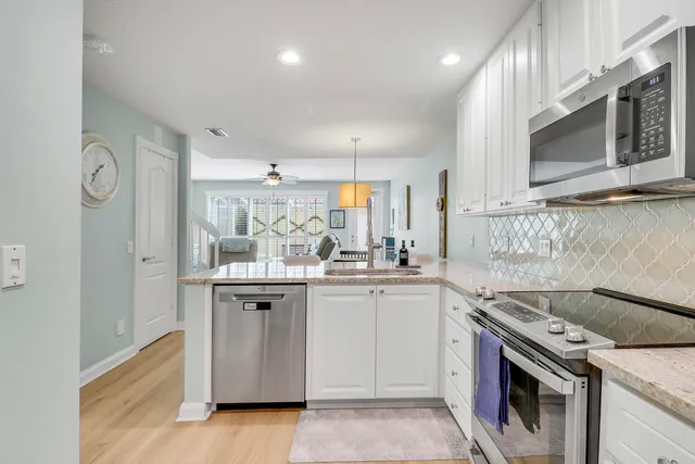 $725,000 | 151 Rivinia Drive, Jupiter, FL 33458