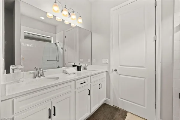 $3,900 | 3509 Pilot Circle, Naples, FL 34120
