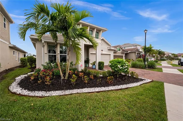 $3,900 | 3509 Pilot Circle, Naples, FL 34120