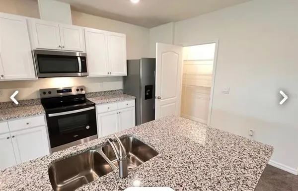 $2,200 | 2073 Doe Run Drive, Davenport, FL 33837