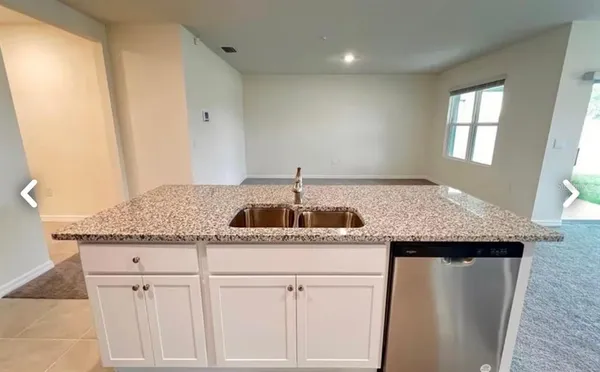 $2,200 | 2073 Doe Run Drive, Davenport, FL 33837