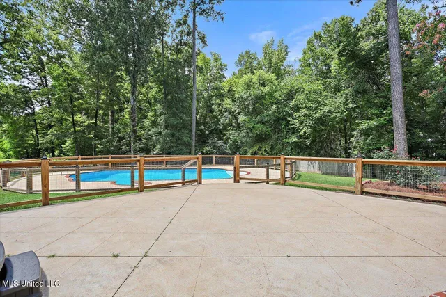 $685,000 | 155 Dominion Parkway, Brandon, MS 39042