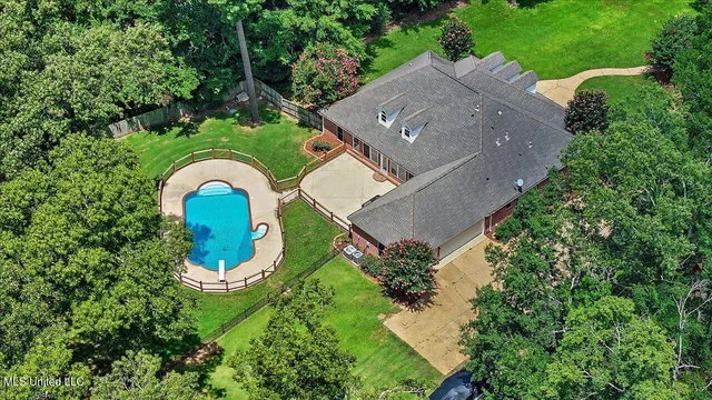 $685,000 | 155 Dominion Parkway, Brandon, MS 39042