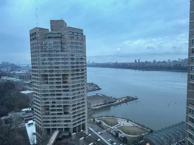 $3,000 | 7000 Boulevard East, Unit 37A, Guttenberg, NJ 07093