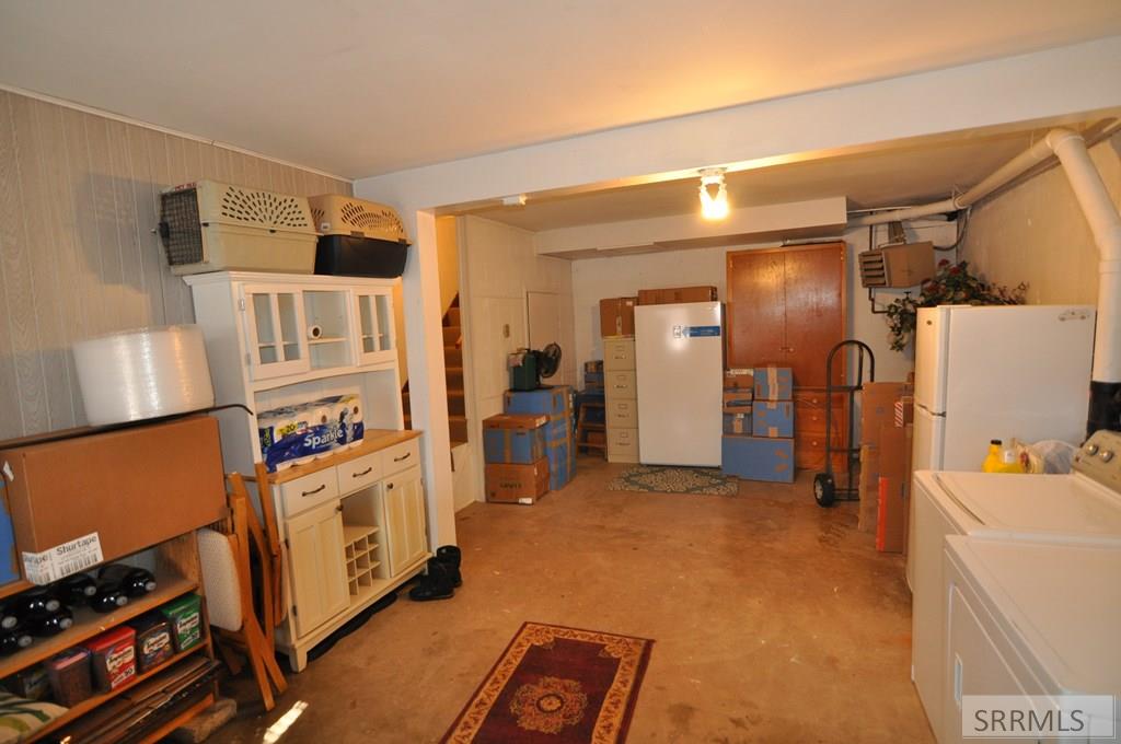 4021 Swan Valley Highway Irwin, ID 83428 - Photo 15 of 39 laundry/storage