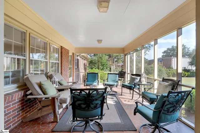 $449,500 | 307 South Broad Street, Clinton, SC 29325