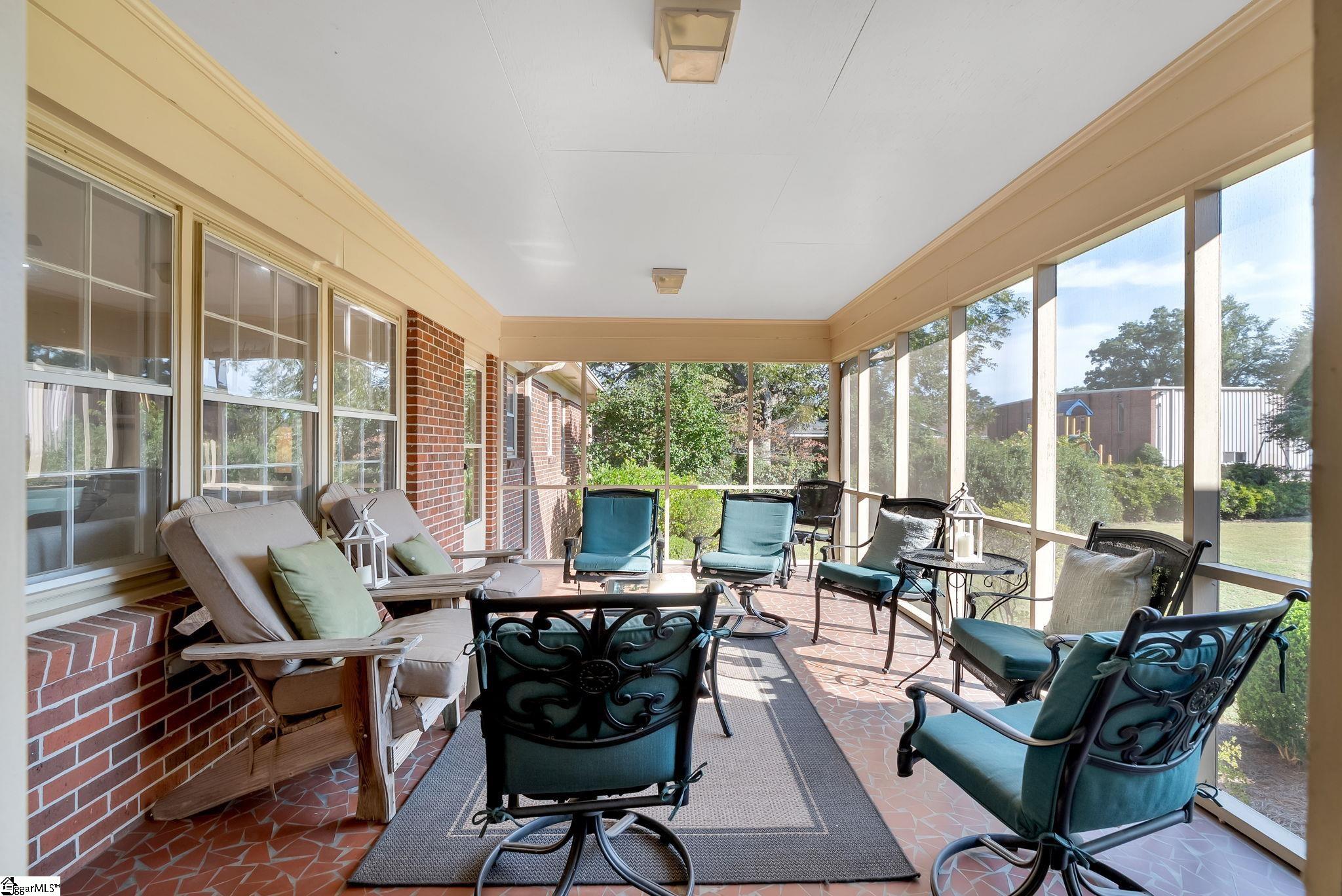 307 South Broad Street Clinton, SC 29325 - Photo 19 of 28