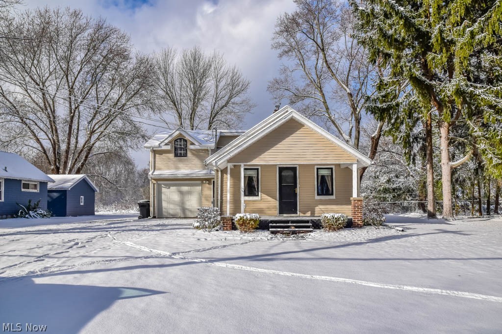 973 Mishler Road Mogadore, OH 44260 - Photo 19 of 20 Welcome home to 973 Mishler Rd!
