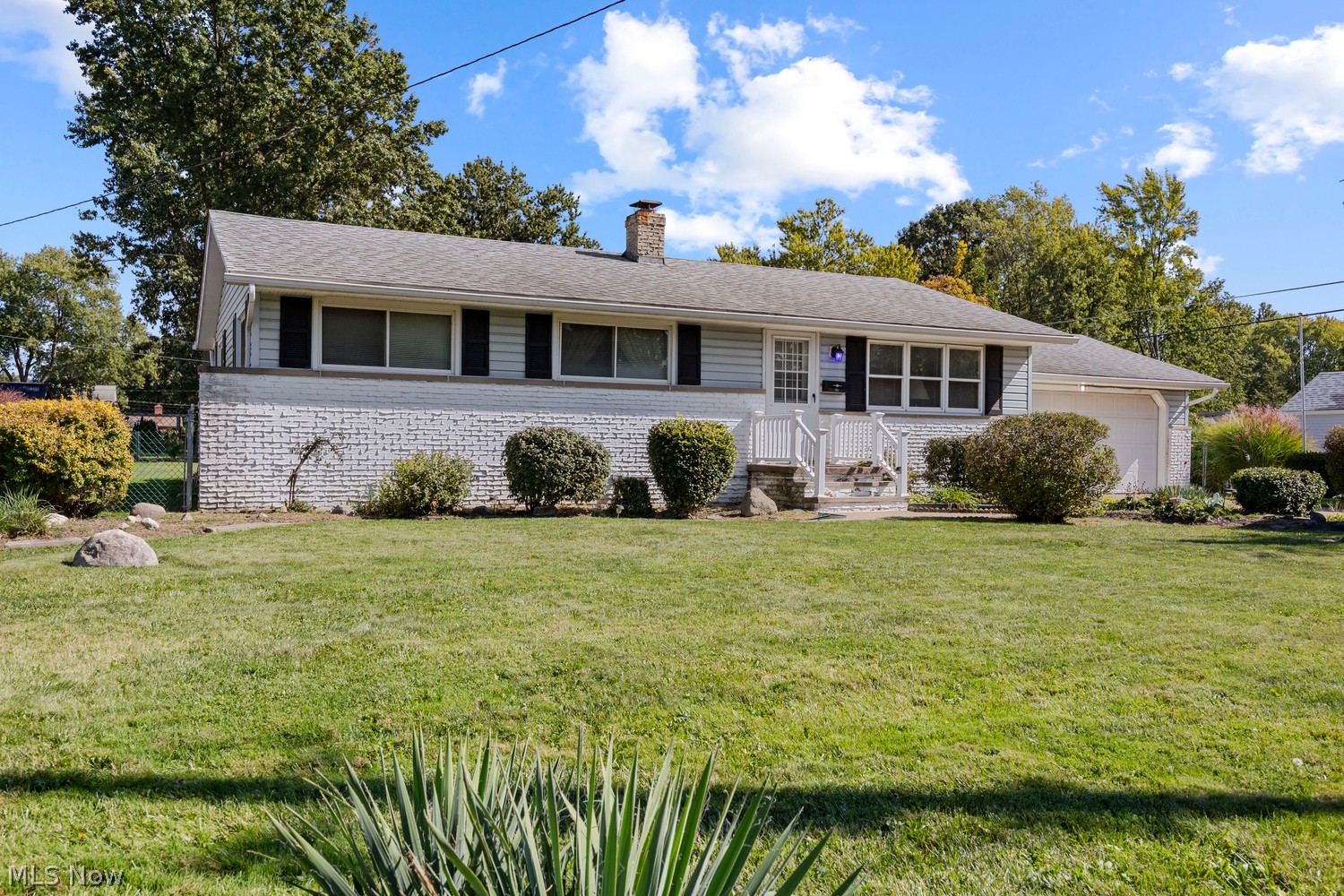 195 Moore Road Avon Lake, OH 44012 - Photo 1 of 48 Gallery Image 1
