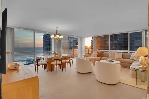 $3,495,000 | 1770 Avenida Del Mundo, Unit 809, Coronado, CA 92118