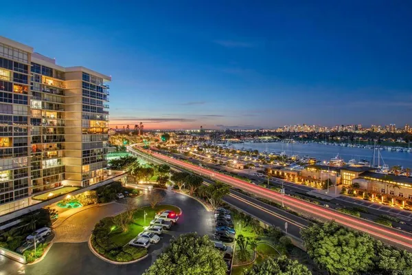 $3,495,000 | 1770 Avenida Del Mundo, Unit 809, Coronado, CA 92118
