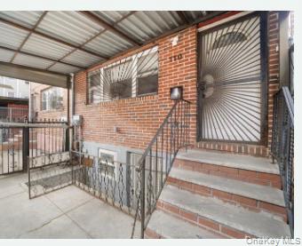 1101 Greene Avenue Brooklyn, NY 11221 - Photo 4 of 14 a view of entryway