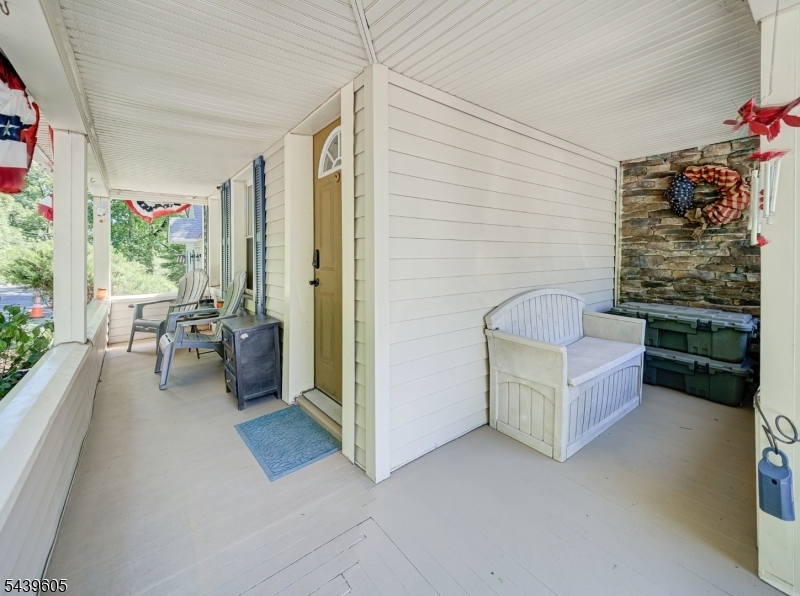 205 Main Road Montville, NJ 07045 - Photo 4 of 28