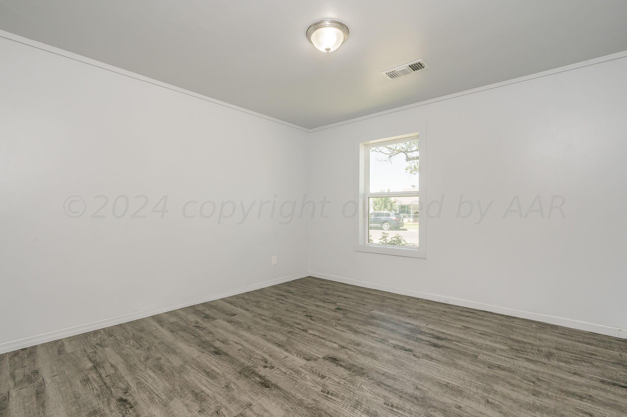 3703 South Monroe Street Amarillo, TX 79110 - Photo 11 of 17 Master Bedroom