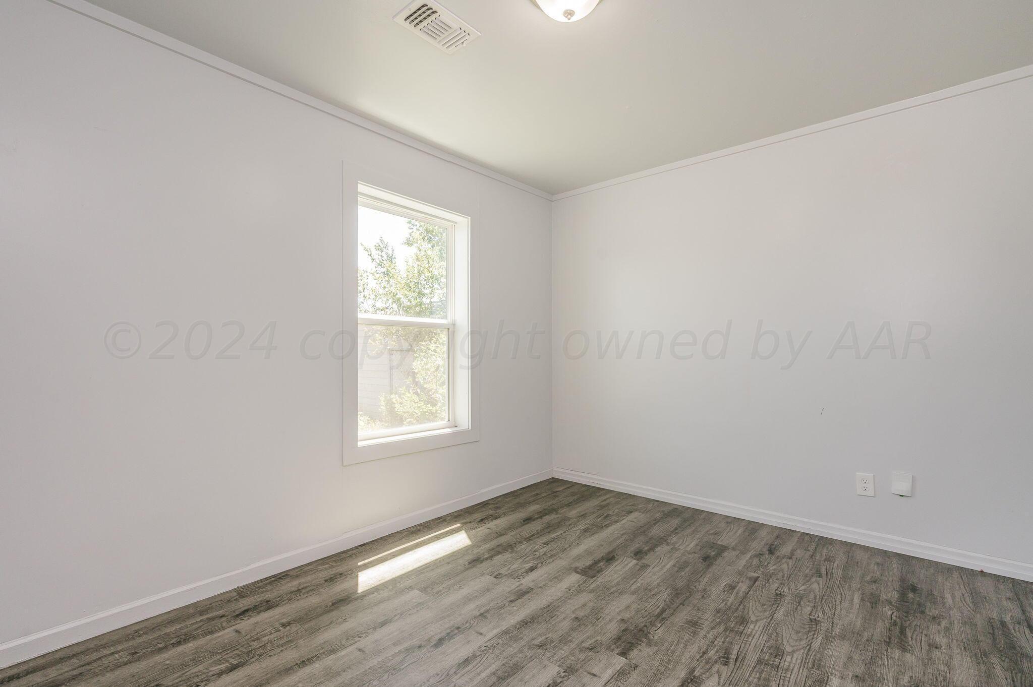3703 South Monroe Street Amarillo, TX 79110 - Photo 14 of 17 2nd Bedroom