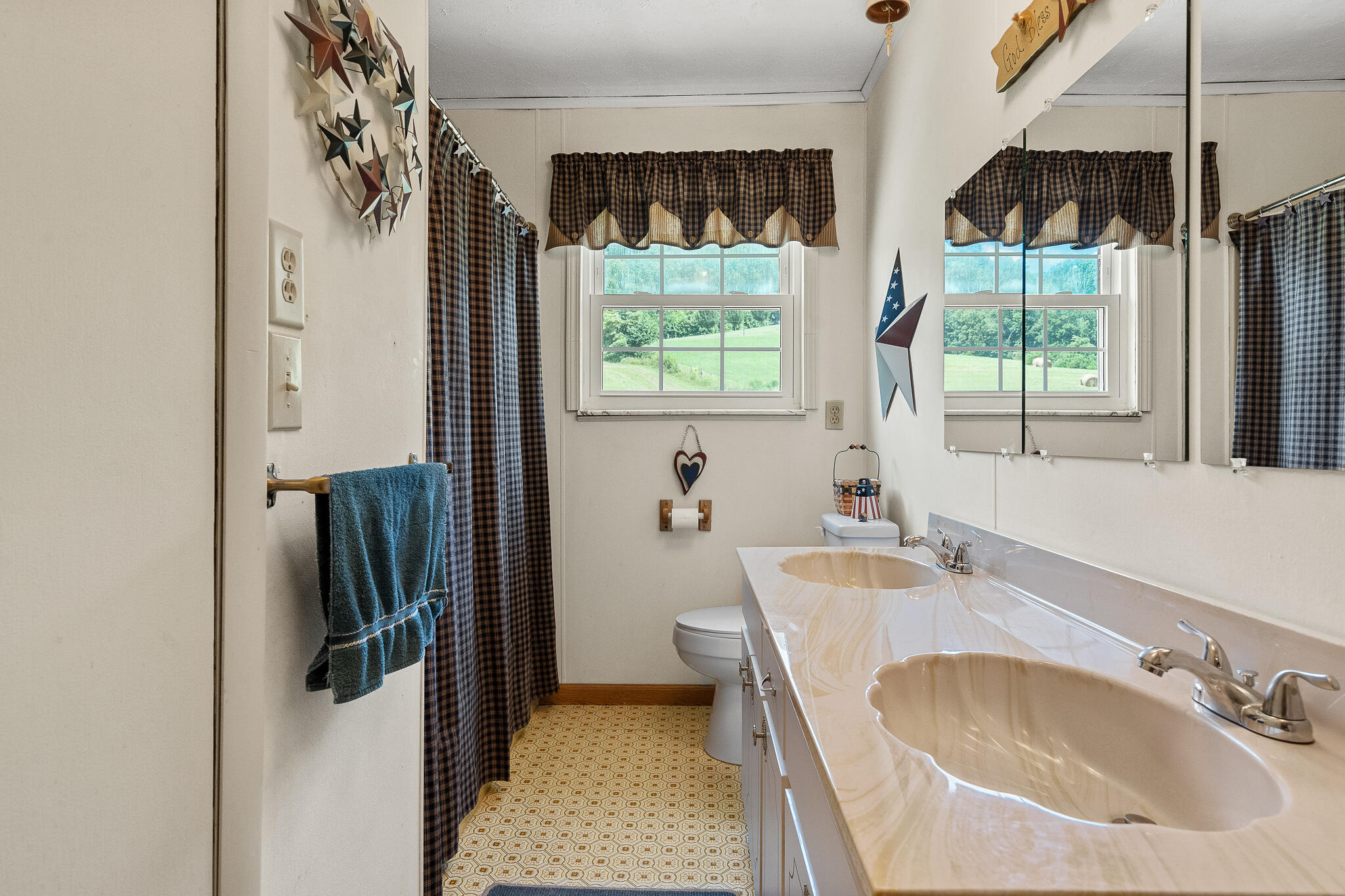 3735 Houston Valley Road Greeneville, TN 37743 - Photo 23 of 28 Houston Valley 23