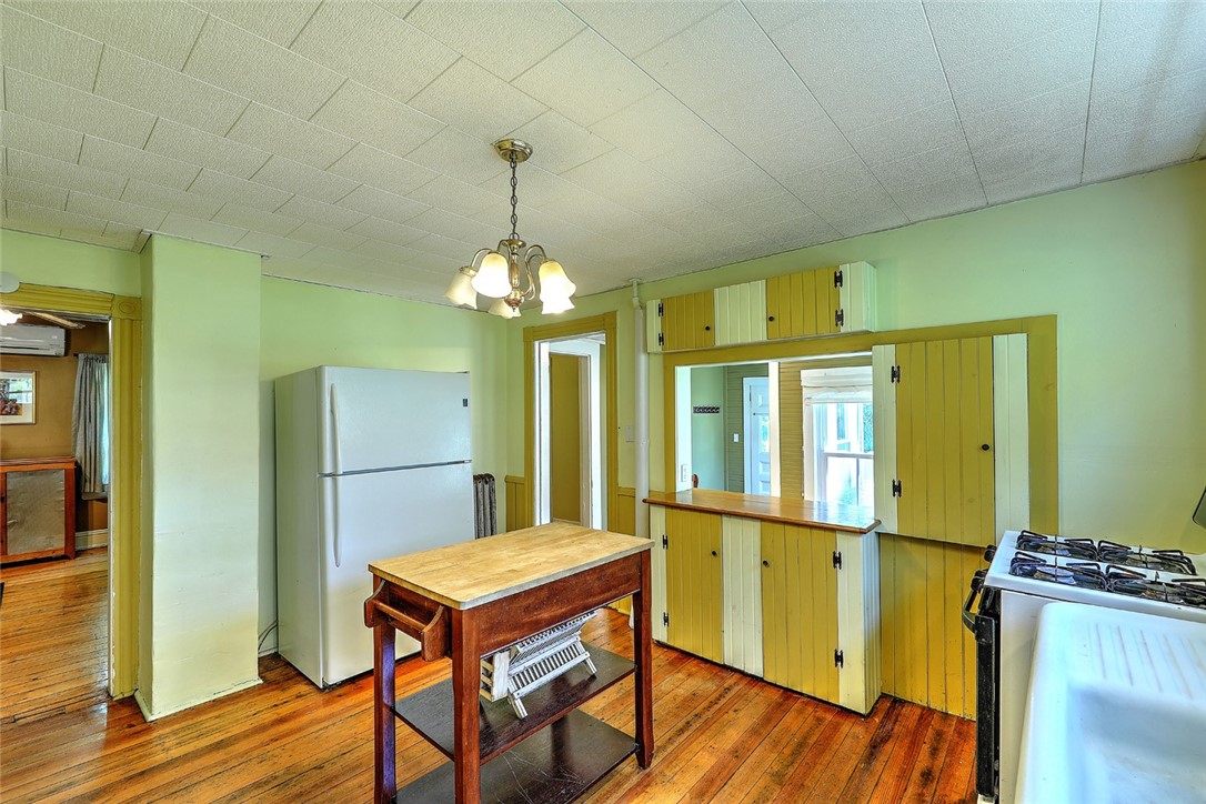 44 Spring Street South Kingstown, RI 02879 - Photo 18 of 42