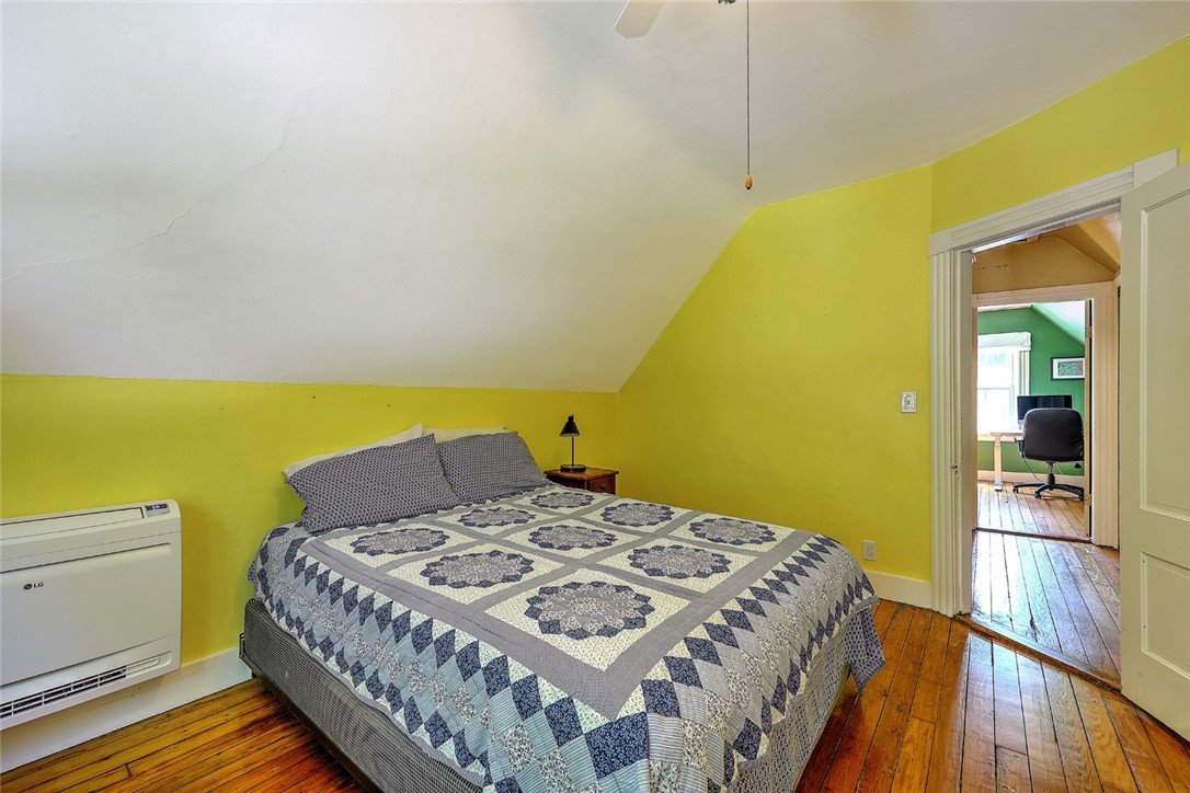 44 Spring Street South Kingstown, RI 02879 - Photo 23 of 42