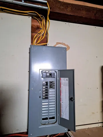 $399,500 | 66 Summer Street, Bristol, NH 03222