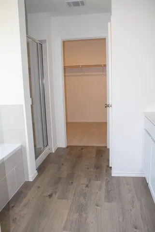 $2,400 | 203 Donnington Drive, Hutto, TX 78634