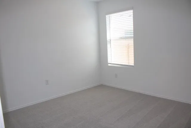 $2,400 | 203 Donnington Drive, Hutto, TX 78634