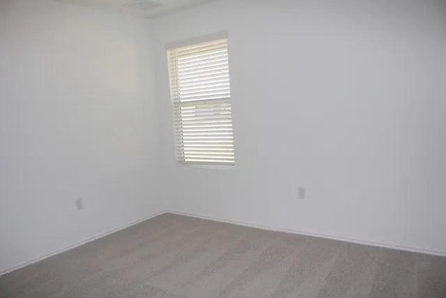 $2,400 | 203 Donnington Drive, Hutto, TX 78634