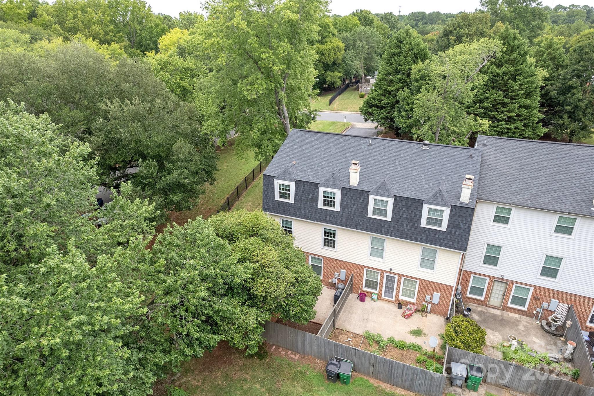 8300 Knights Bridge Road Charlotte, NC 28210 - Photo 40 of 47 an aerial view of a house