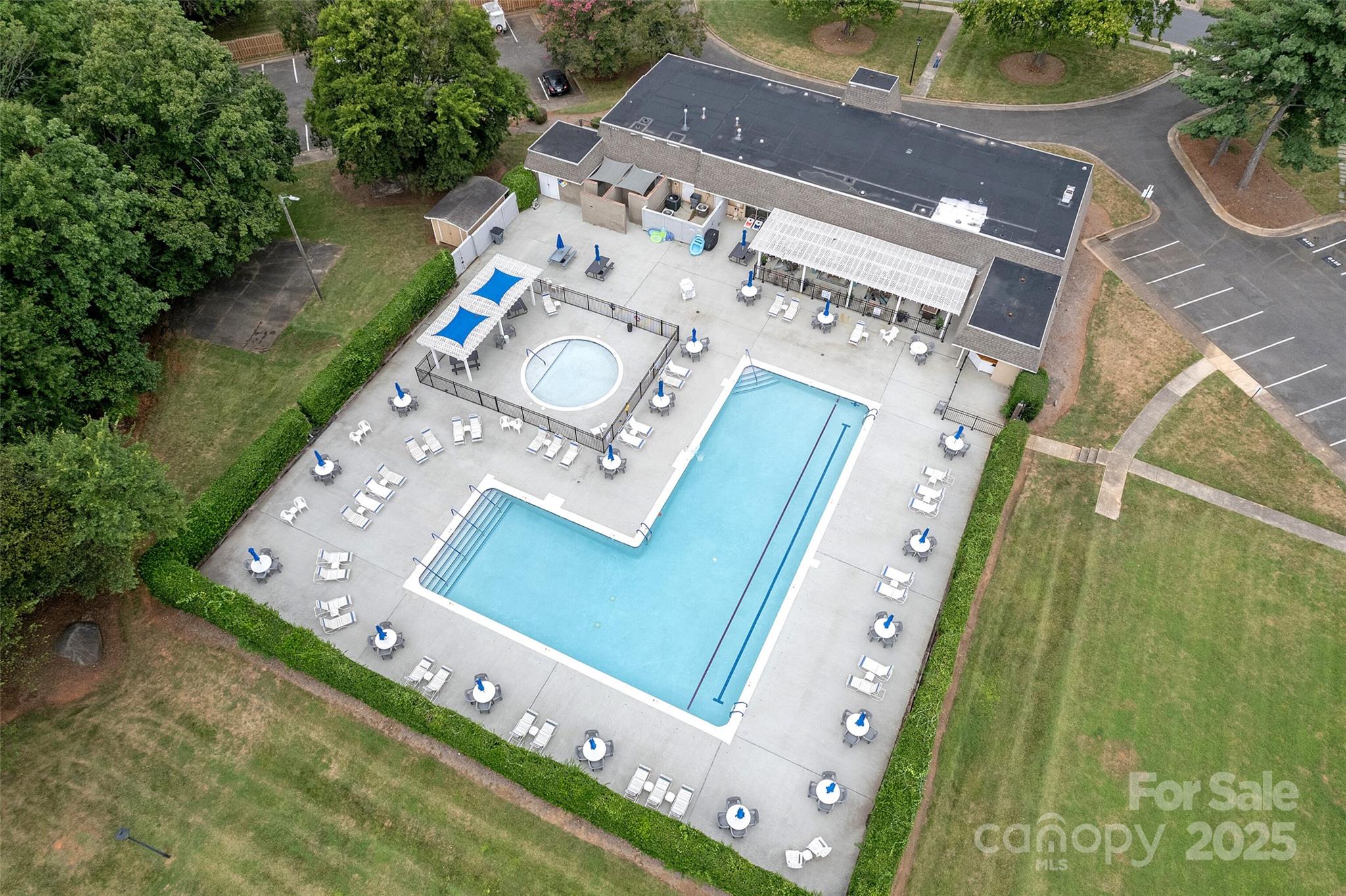 8300 Knights Bridge Road Charlotte, NC 28210 - Photo 43 of 47 an aerial view of a house with a yard