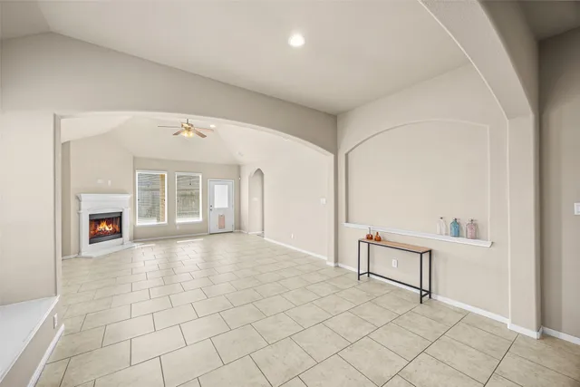 $2,374 | 5615 Glenfield Spring Lane, Spring, TX 77389