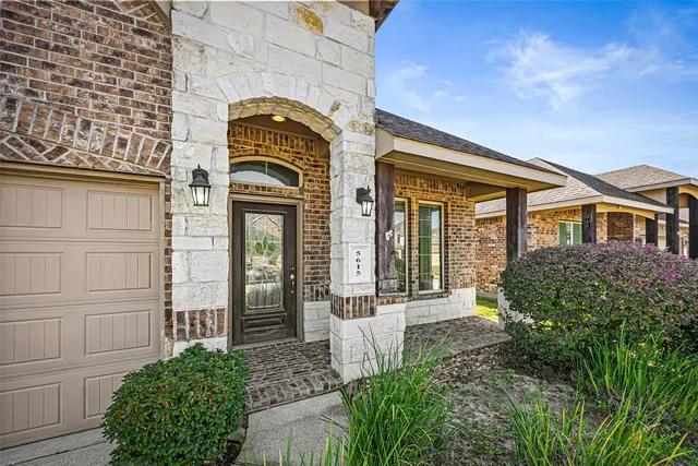$2,374 | 5615 Glenfield Spring Lane, Spring, TX 77389