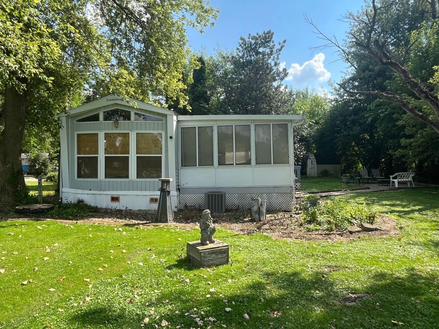 1009 Bay Road, Unit 10 McHenry, IL 60051 - Photo 1 of 21 Gallery Image 1