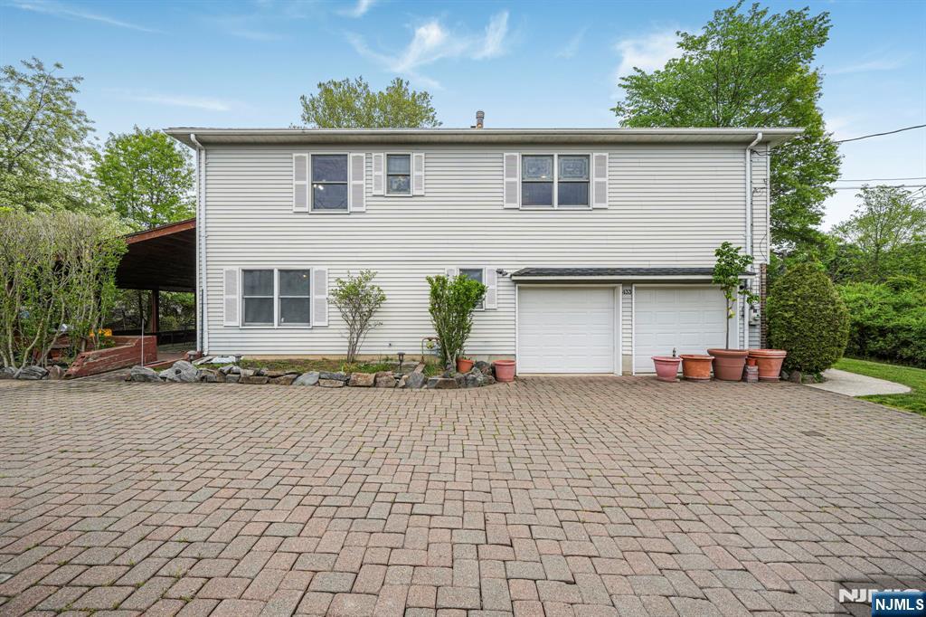 433 Tappan Road Northvale, NJ 07647 - Photo 3 of 39